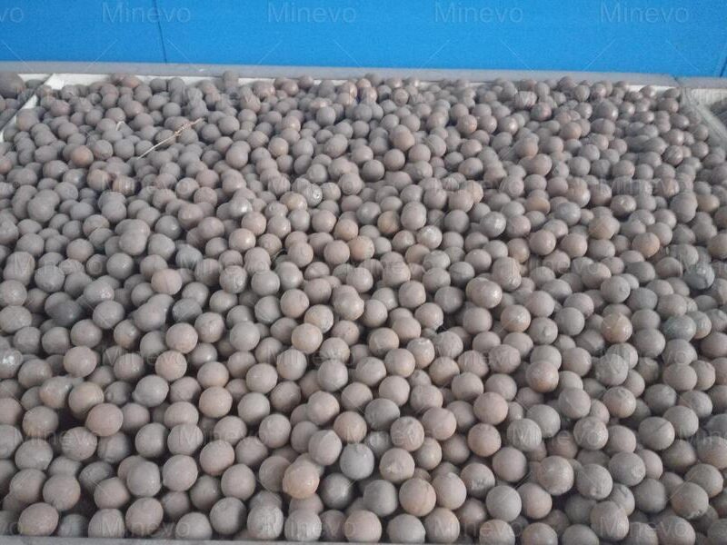 Vendo bolas de moinho