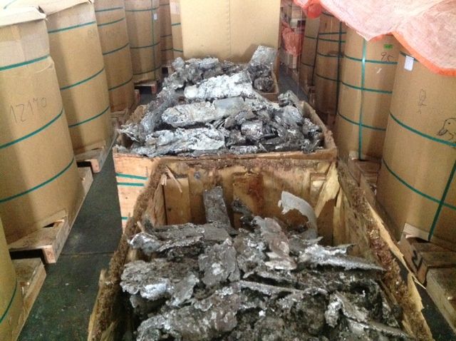 Sou comprador de estanho puro e sucatas de estanho em geral