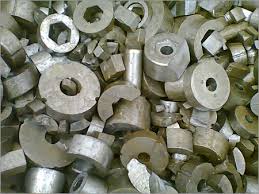 Compro sucatas de metal duro todos os formatos