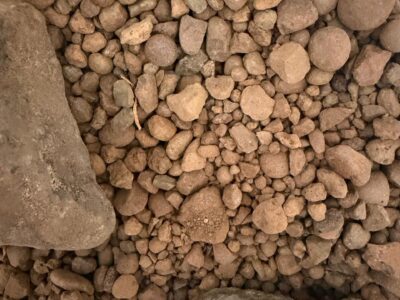 Sou comprador de molibdenio, sucatas contendo molibdenio, sobras de molibdenio de escolha