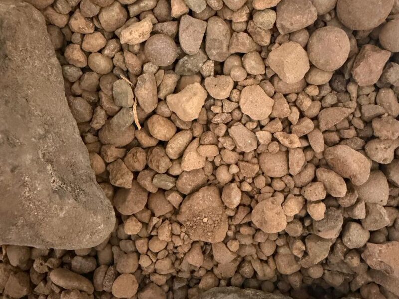 Sou comprador de molibdenio, sucatas contendo molibdenio, sobras de molibdenio de escolha